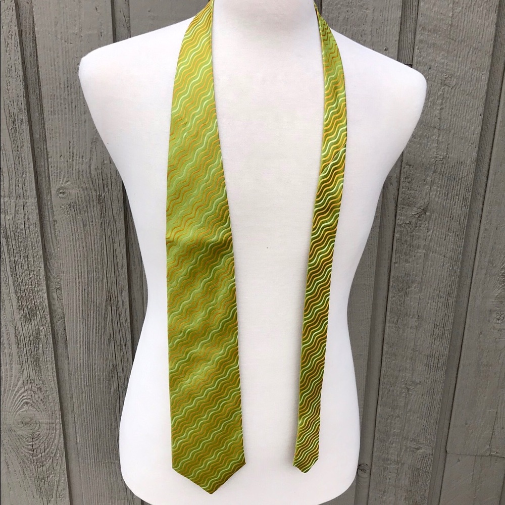NEIMAN MARCUS Green Gold Yellow Stripe Print Tie